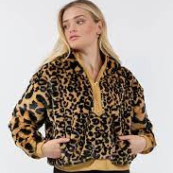 Air Jordan Court to Runway Leopard Print Pullover Hoodie. Size S. Style:CW6480-7 - Picture 2 of 7